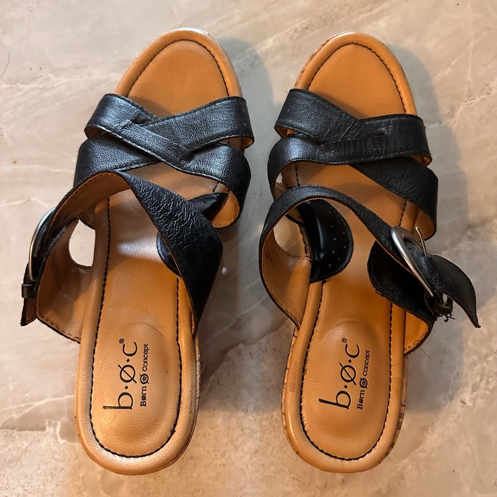 Born leather heel shoes perfect condition!